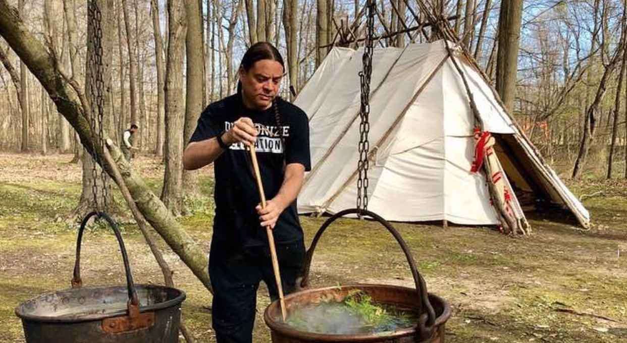 The 'Sioux Chef' Brings Indigenous Food Back to the Forefront of American Diets 