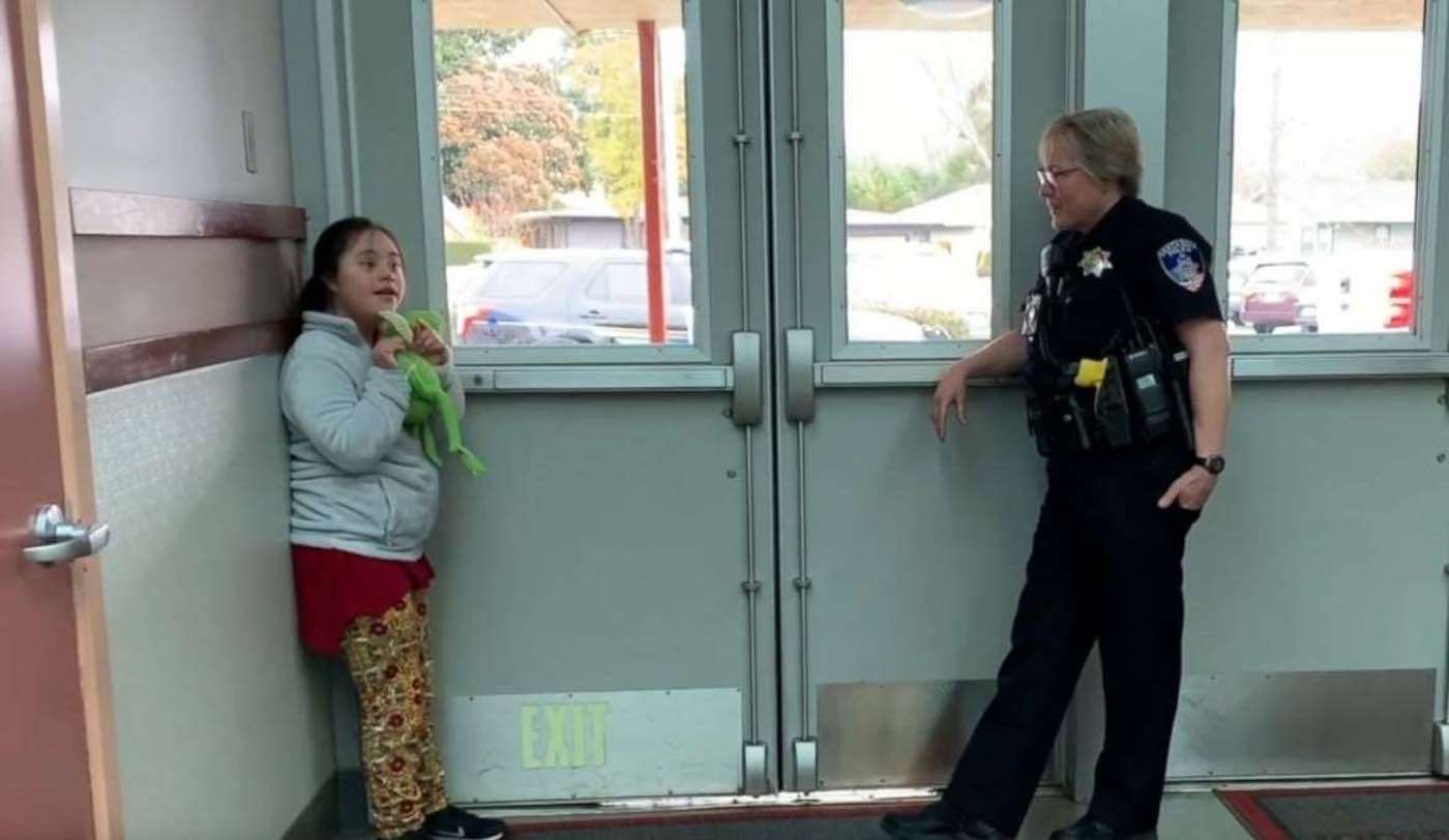 Watch the Sweet Moment When a Police Officer Soothes Frightened Student With Muppet Song 