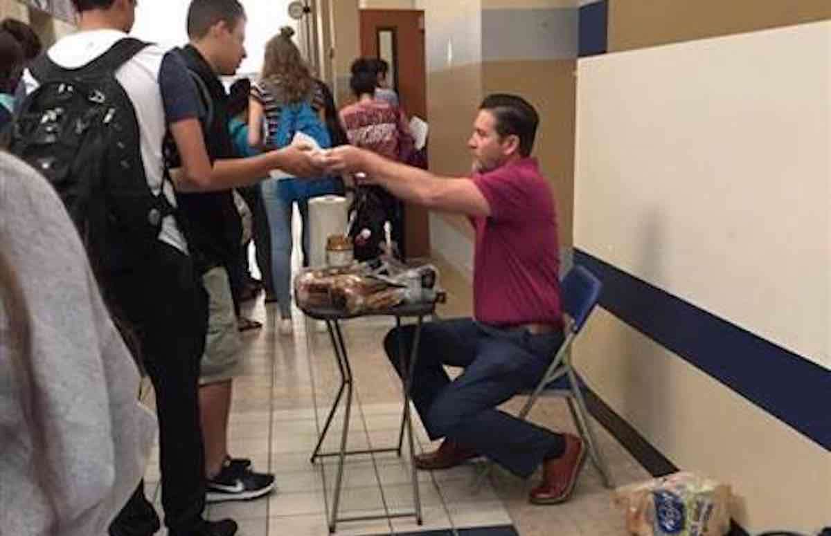 Teacher Sets Up Snack Shop in School Hallway to Boost Performance of Anxious Students 